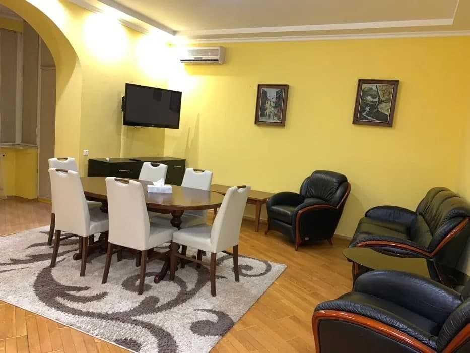 Аренда квартир: ул.  Старонаводницкая  4, Киев долгосрочно /F764454206-764454206-фото№2