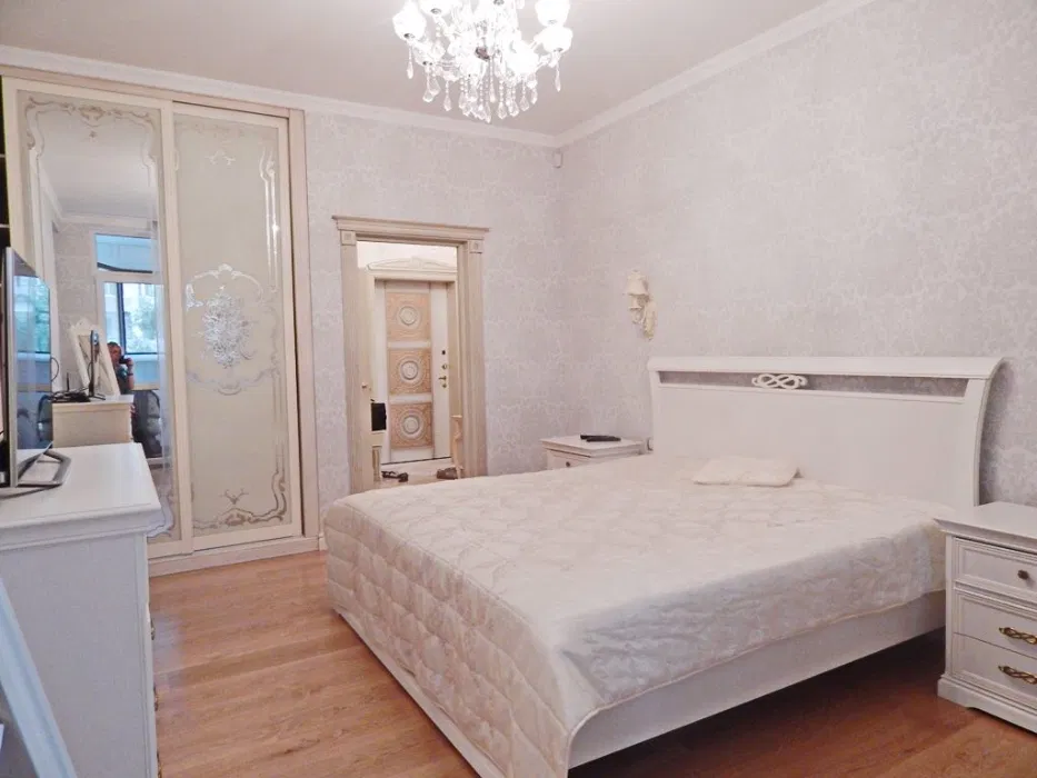 Аренда квартир: ул. Михаила Драгомирова 12, Киев долгосрочно /F377462702-377462702-фото№1