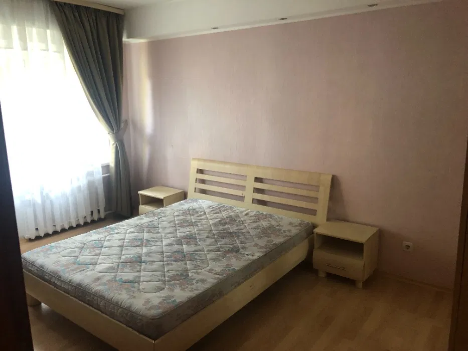 Аренда квартир: ул.  Богдановская  2, Киев долгосрочно /F914257609-914257609-фото№1