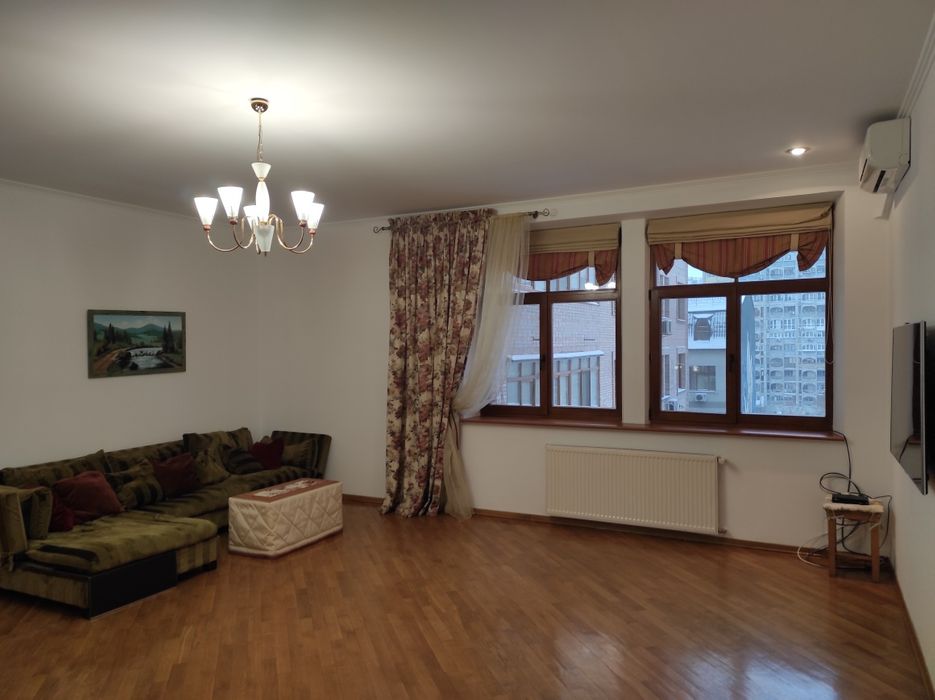 Аренда квартир: ул.  Павловская  18, Киев долгосрочно /F453613840-453613840-фото№1